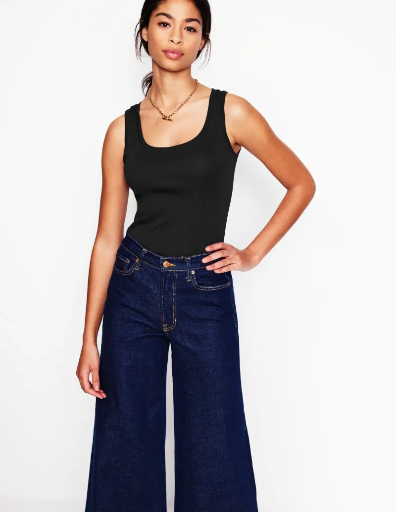 Nightwear & Lougewear | T-Shirts & Tanks-Boden Essential Scoop-Neck Tank- Black