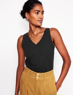 Nightwear & Lougewear | T-Shirts & Tanks-Boden Regular V-Neck Slub Tank- Black