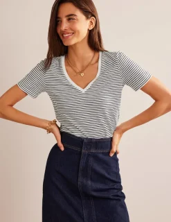 Nightwear & Lougewear | T-Shirts & Tanks-Boden Regular V-Neck Slub T-shirt-Ivory, Navy Ivory,Navy