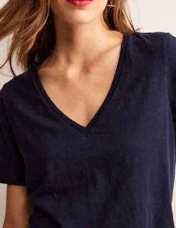 Tops & Blouses | T-Shirts & Tanks-Boden Regular V-Neck Slub T-shirt- Navy