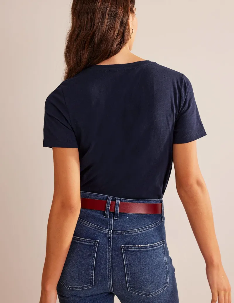 Tops & Blouses | T-Shirts & Tanks-Boden Regular V-Neck Slub T-shirt- Navy