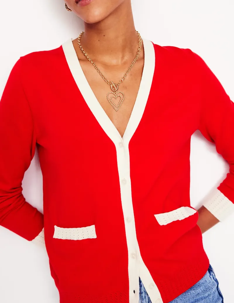 Jewelry-Boden Statement Heart Necklace- Gold